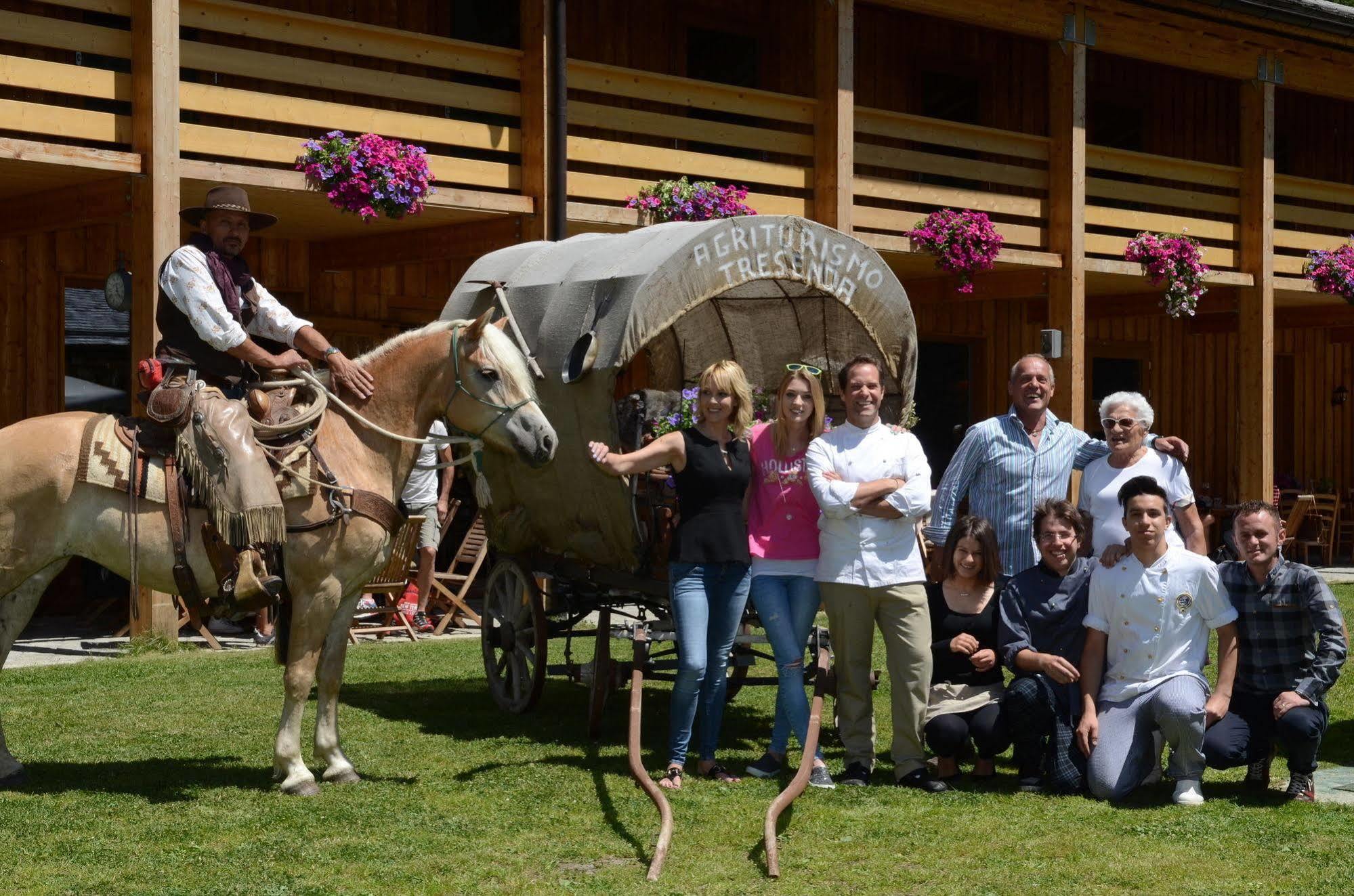 La Tresenda Hotel And Mountain Farm Livigno Exterior photo