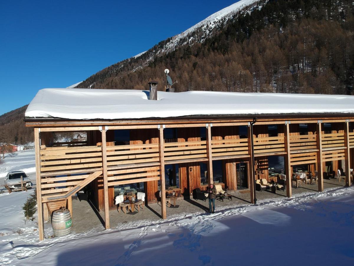 La Tresenda Hotel And Mountain Farm Livigno Exterior photo